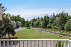 315-205 1st St Courtenay, BC V9N 1A5
