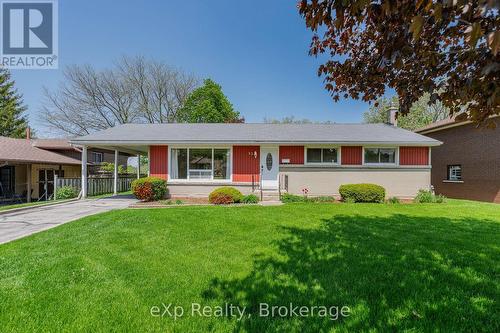 53 WOODLAND DRIVE  Cambridge, ON N1R 2X7