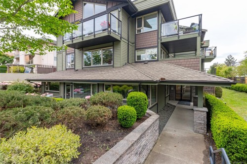 201-257 Moilliet St SOUTH Parksville, BC V9P 0B3