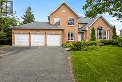 5525 PETTAPIECE CRESCENT Ottawa, ON K4M 1C6
