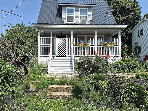 7 Lorne Street, Springhill, NS 