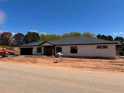 62 Saint Clair  Summerside, PE C1N 0L1