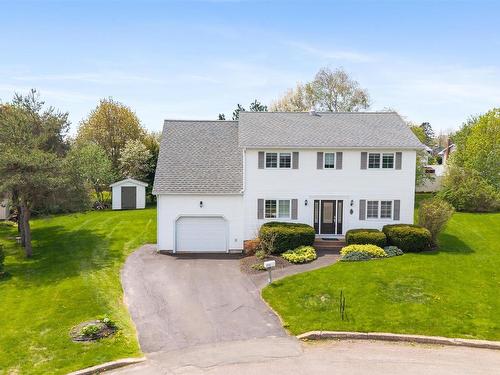 8 Penny Lane  Amherst, NS B4H 4V4