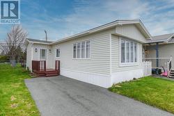 16 Hussey Drive St Johns, NL A1A 4Y6