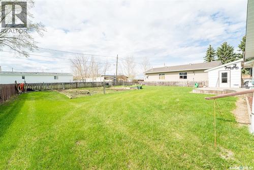 406 Walter Scott Avenue, Hanley, SK - Outdoor