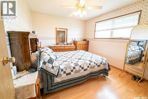 406 Walter Scott Avenue, Hanley, SK - Indoor Photo Showing Bedroom