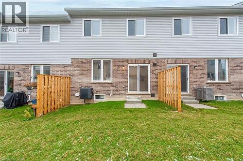 15 Linden Park Lane, Hamilton, ON - Outdoor