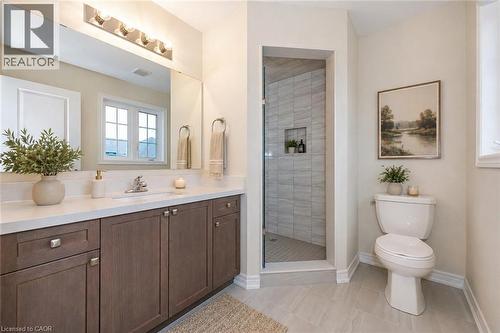 15 Linden Park Lane, Hamilton, ON - Indoor Photo Showing Bathroom