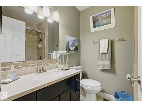 210 Porter Av, Millet, AB - Indoor Photo Showing Bathroom