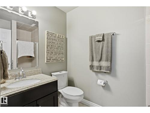 210 Porter Av, Millet, AB - Indoor Photo Showing Bathroom