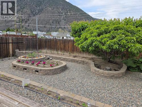 304 9Th Avenue, Keremeos, BC 