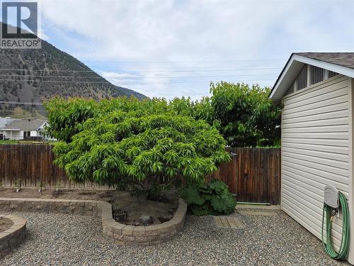 304 9Th Avenue, Keremeos, BC 