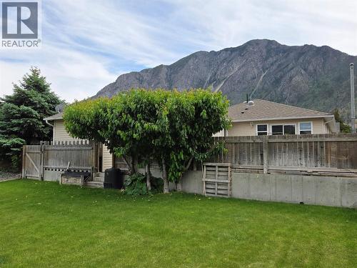 304 9Th Avenue, Keremeos, BC 