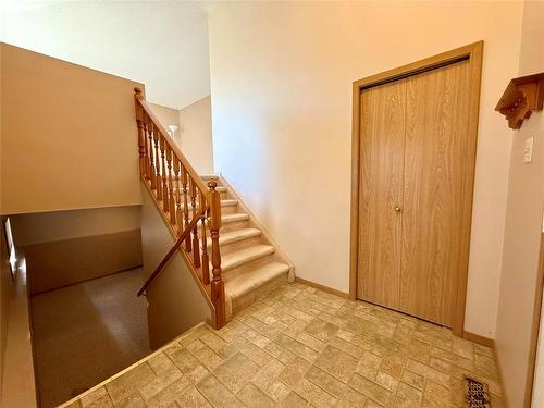 235 Cornwallis Crescent, Brandon, MB 