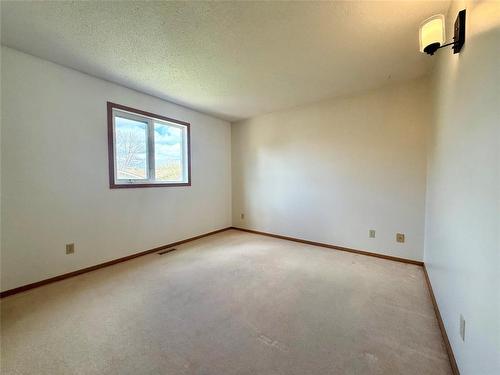 235 Cornwallis Crescent, Brandon, MB 