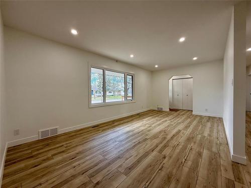 621 21St Street, Brandon, MB 