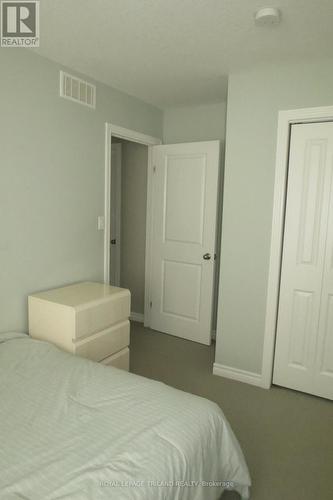 Main Level - 204 Peach Tree Boulevard, St. Thomas, ON - Indoor Photo Showing Bedroom