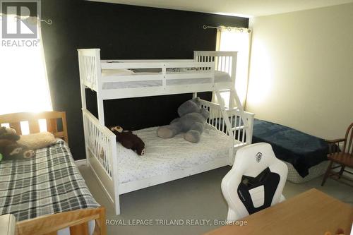 Main Level - 204 Peach Tree Boulevard, St. Thomas, ON - Indoor Photo Showing Bedroom