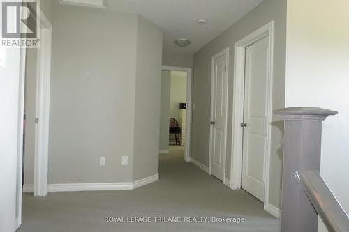 Main Level - 204 Peach Tree Boulevard, St. Thomas, ON - Indoor Photo Showing Other Room