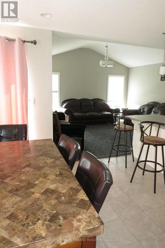 Main Level - 204 Peach Tree Boulevard, St. Thomas, ON - Indoor