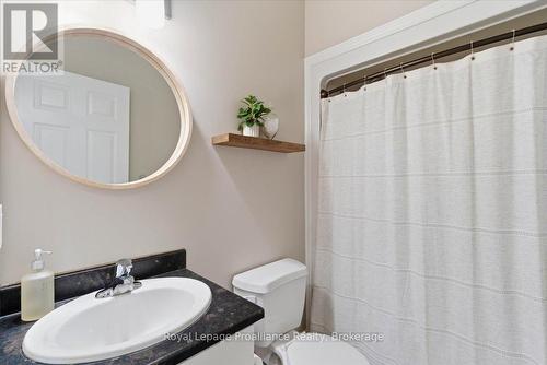 109 Pinnacle Street, Brighton, ON - Indoor Photo Showing Bathroom