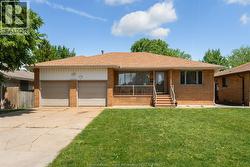 2444 Rivard AVENUE  Windsor, ON N8T 2H2