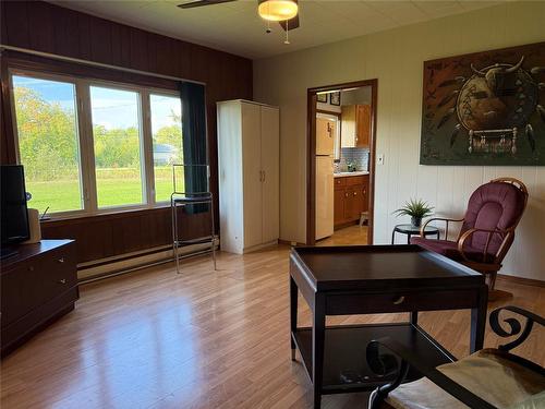 2 Walmore Drive, Ashern, MB - Indoor Photo Showing Office