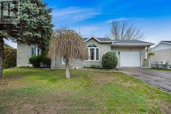 84 LALANDE CRESCENT Alfred And Plantagenet, ON K0B 1A0