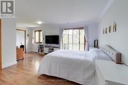 Primary Bedroom - 