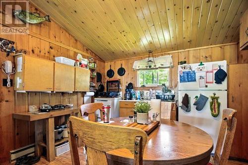 399 Leisure Bay Rd, Blind River, ON - Indoor Photo Showing Dining Room