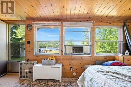 399 Leisure Bay Rd, Blind River, ON - Indoor Photo Showing Bedroom