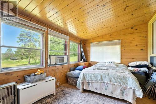 399 Leisure Bay Rd, Blind River, ON - Indoor Photo Showing Bedroom