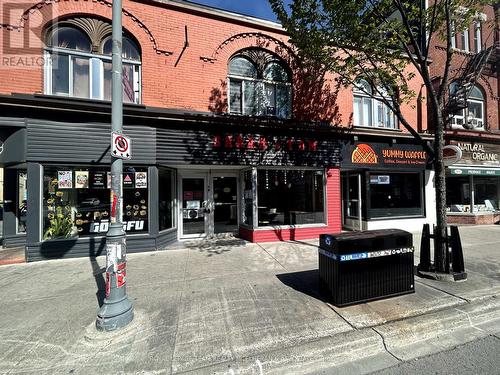 Front - 367 Bank Street, Ottawa, ON 