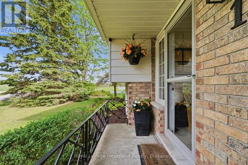 36589 Dunlop Drive, Ashfield-Colborne-Wawanosh (Colborne), ON - Outdoor With Exterior