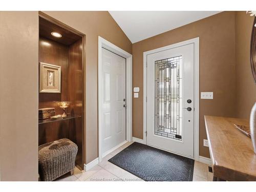 944 Thompson, Windsor, ON 
