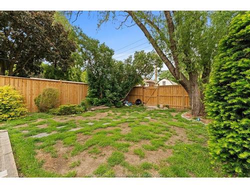 1056 Gladstone, Windsor, ON 