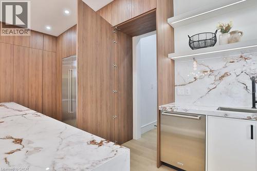 1143 Kane Road, Mississauga, ON - Indoor