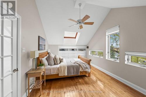 1965 Bromley Road, Ottawa, ON - Indoor Photo Showing Bedroom