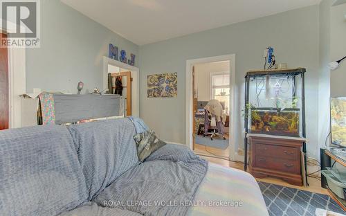 48 Breithaupt Street, Kitchener, ON - Indoor Photo Showing Bedroom