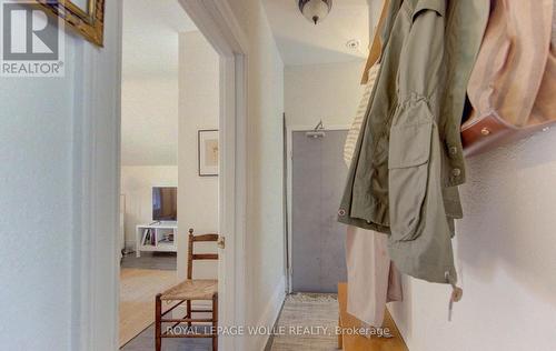 48 Breithaupt Street, Kitchener, ON - Indoor Photo Showing Bathroom