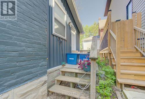 48 Breithaupt Street, Kitchener, ON - Outdoor