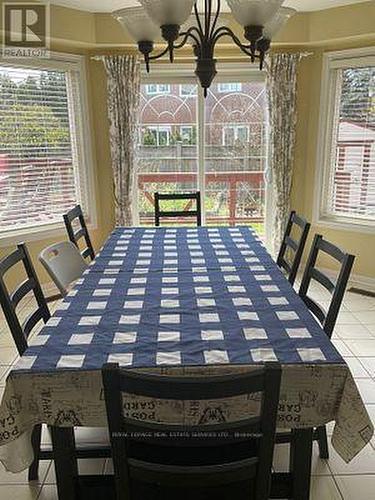 382 Bud Gregory Boulevard, Mississauga, ON - Indoor Photo Showing Dining Room