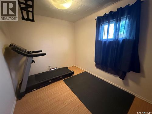 603 5Th Street Sw, Eston, SK - Indoor