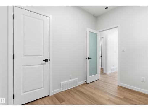 8727 181 Av Nw, Edmonton, AB - Indoor Photo Showing Other Room