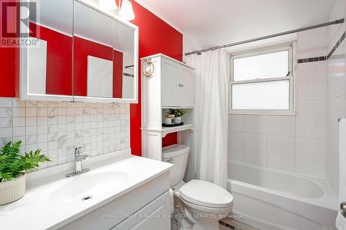 203 - 69 Herkimer Street, Hamilton, ON - Indoor Photo Showing Bathroom