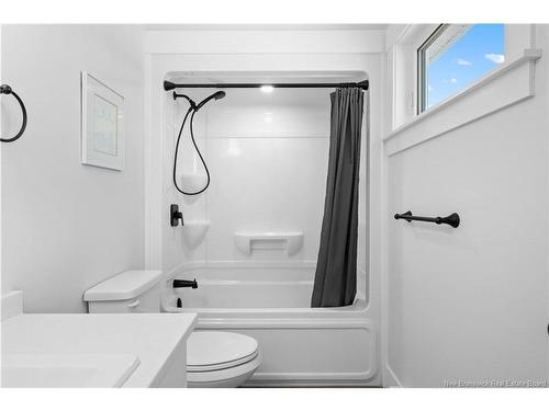 2 Robert St, Shediac, NB 