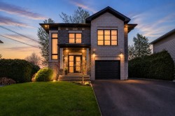 8421 Rue de Burgos Québec (Les Rivières), QC G2C 0H4