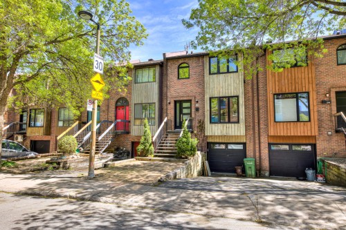 2738 Rue Workman  Montréal (Le Sud-Ouest), QC H3J 2S7