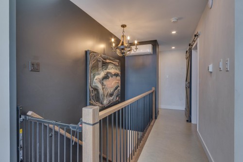 Passageway - 208 Ch. Ste-Élisabeth, Cantley, QC - Indoor Photo Showing Other Room