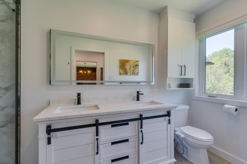 Master Bathroom - 208 Ch. Ste-Élisabeth, Cantley, QC - Indoor Photo Showing Bathroom